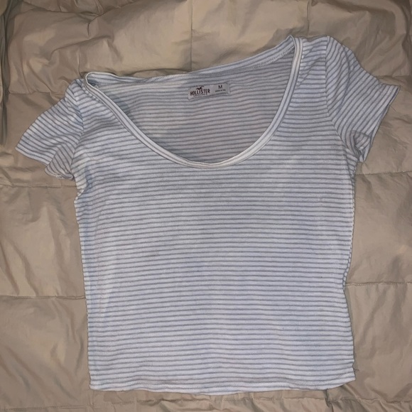 Hollister Striped Short Sleeve Crop Top - Picture 1 of 4